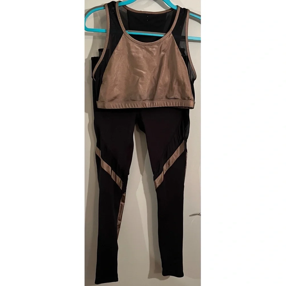 Fabletics flat or size